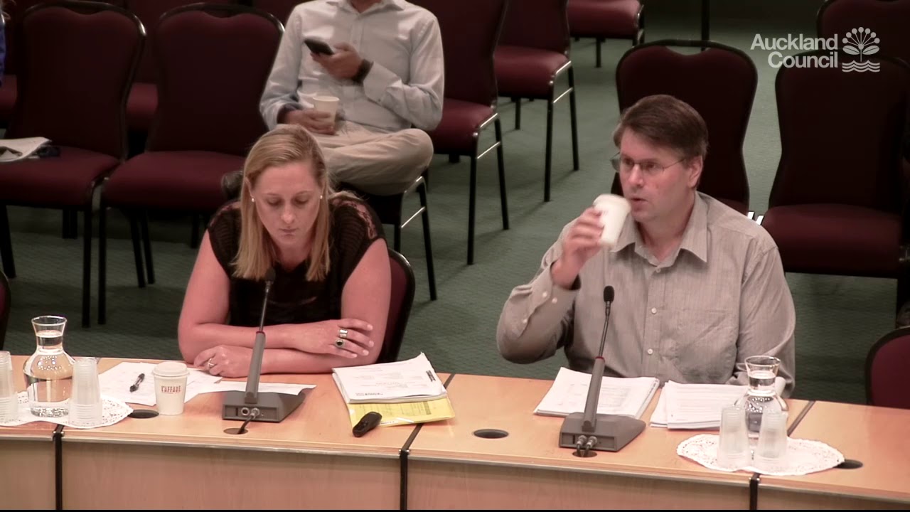 11.12.17 - Finance & Performance Committee - Items 01 - 09