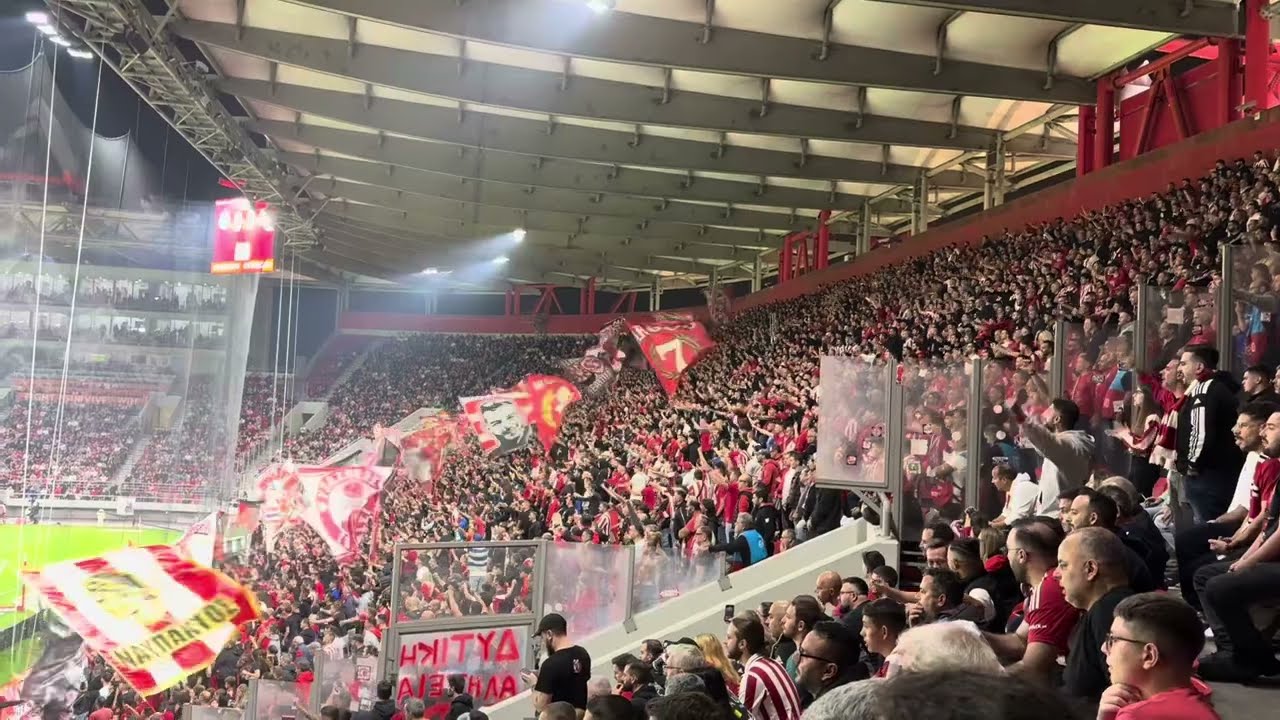 Olympiacos F.C vs Aris Saloniki | Crazy Greek Ultras, Chants & Stadium Atmosphere