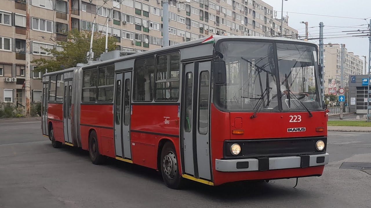 2022.08.20.Magaspadlós trolik az államalapítás ünnepén, avagy a 223 és a 309 az Örs vezér terén (80)