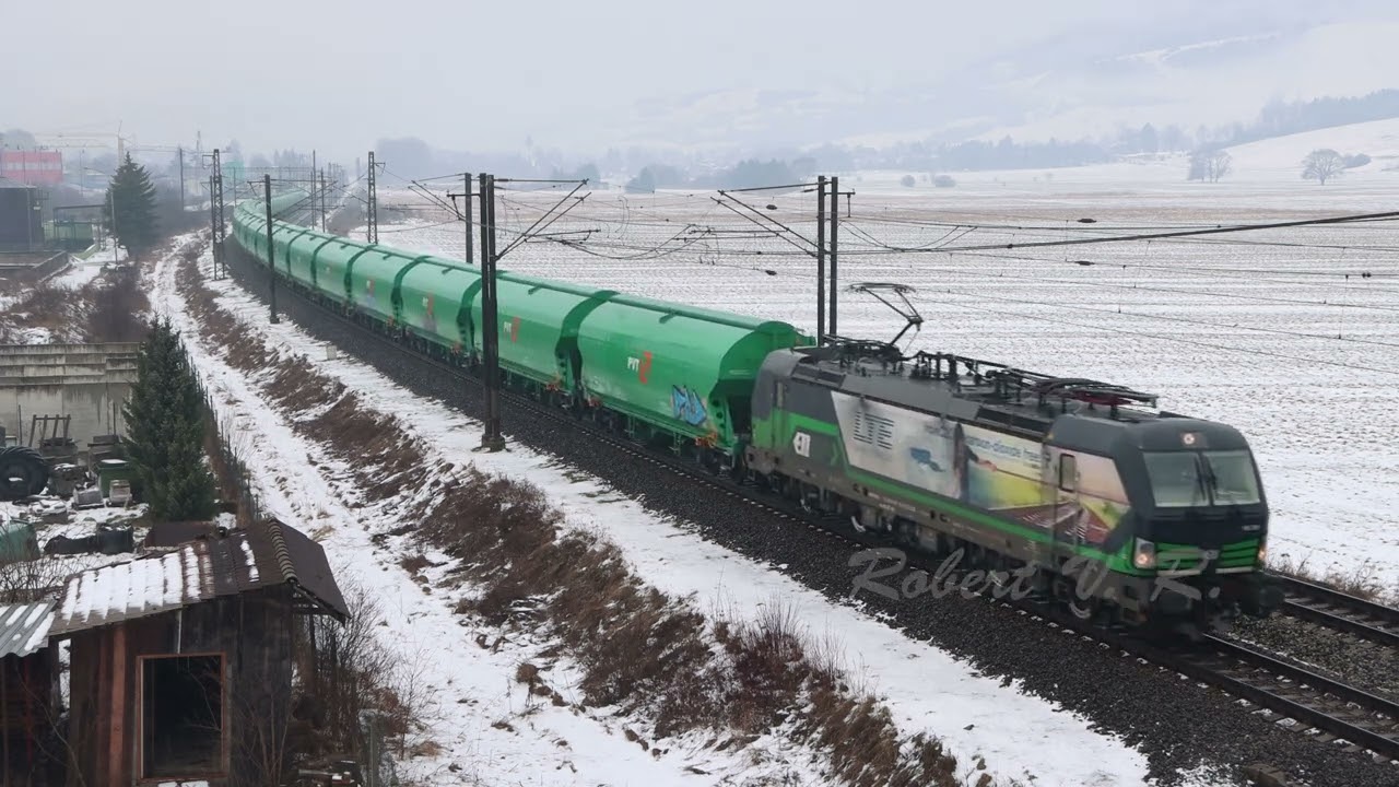 Trains through Liptovská Teplá 1