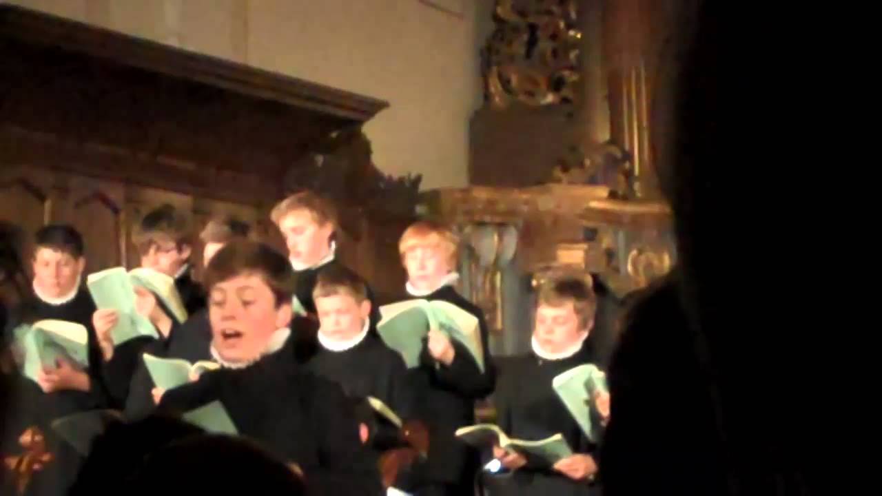 Laurence Kilsby with Schola Cantorum of Tewkesbury Abbey and Dean Close School