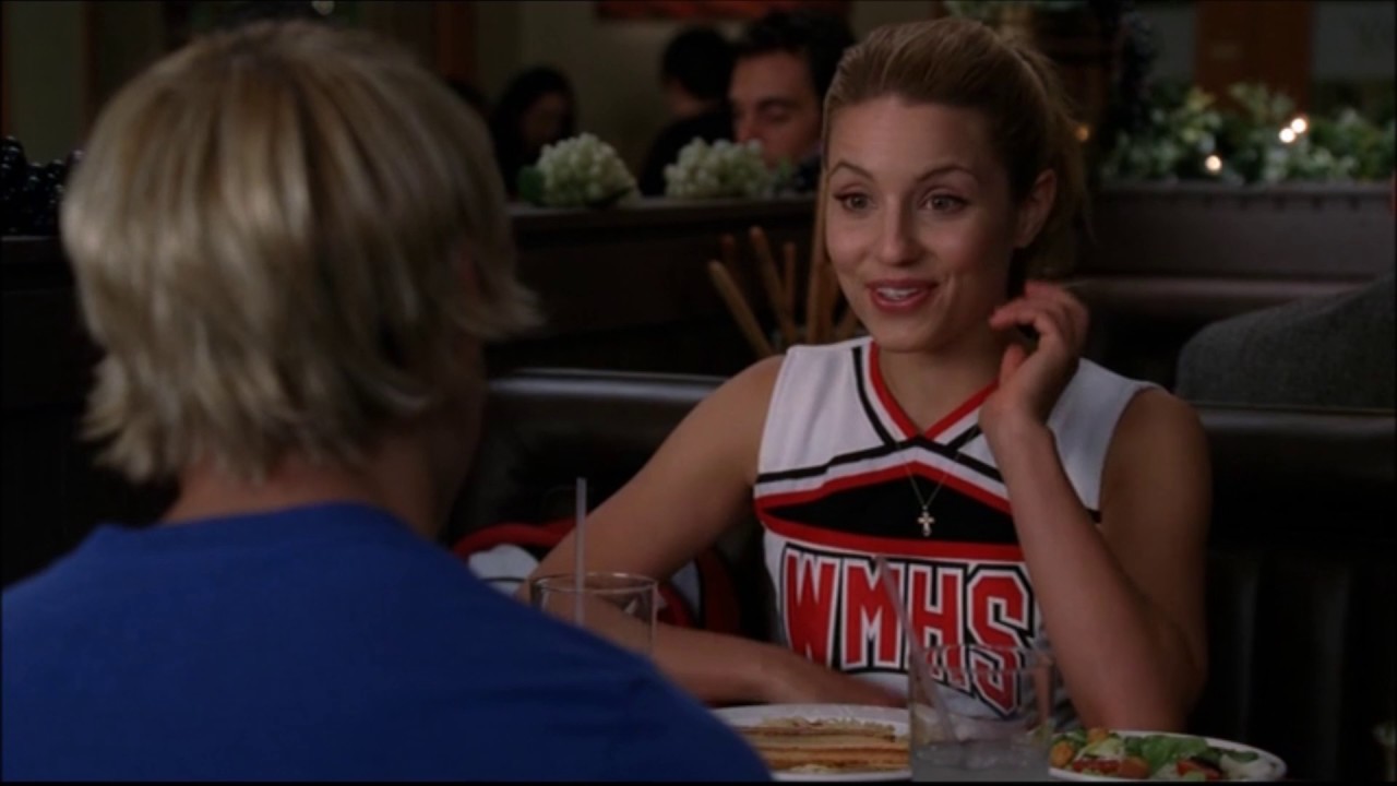 Glee - Sam and Quinn go on a date to Breadstixs 2x04