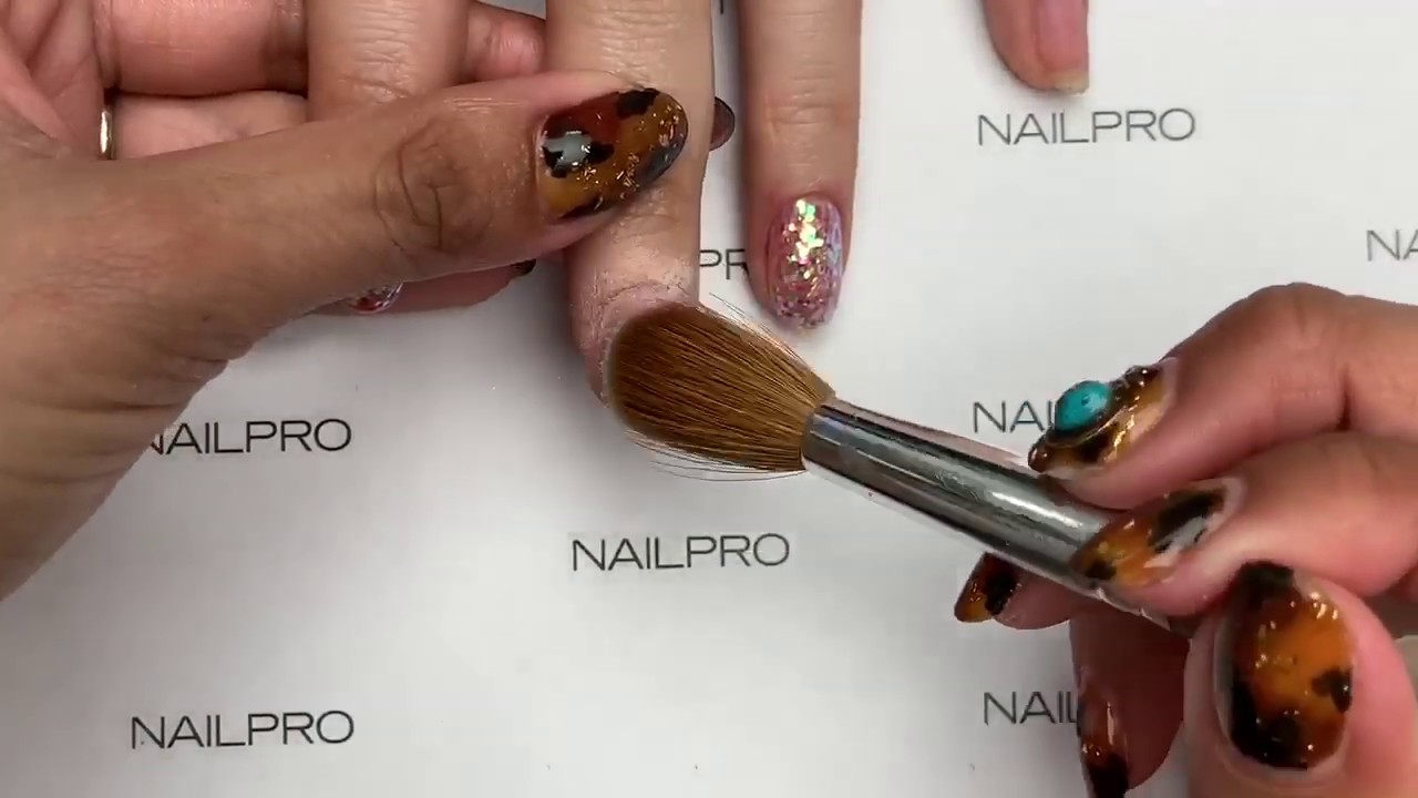 How-To: Gel Polish + Dip Overlay