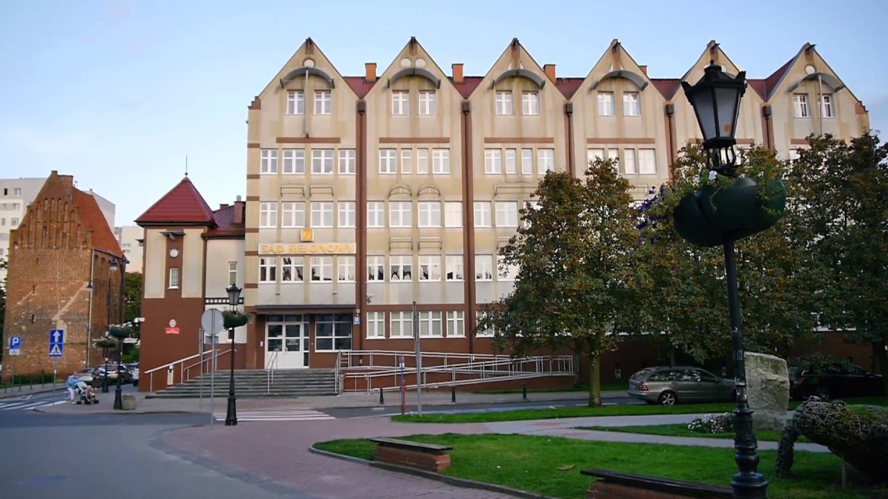 PL: Kołobrzeg (Kolberg). Sights and Sounds of the City Center. August 2017