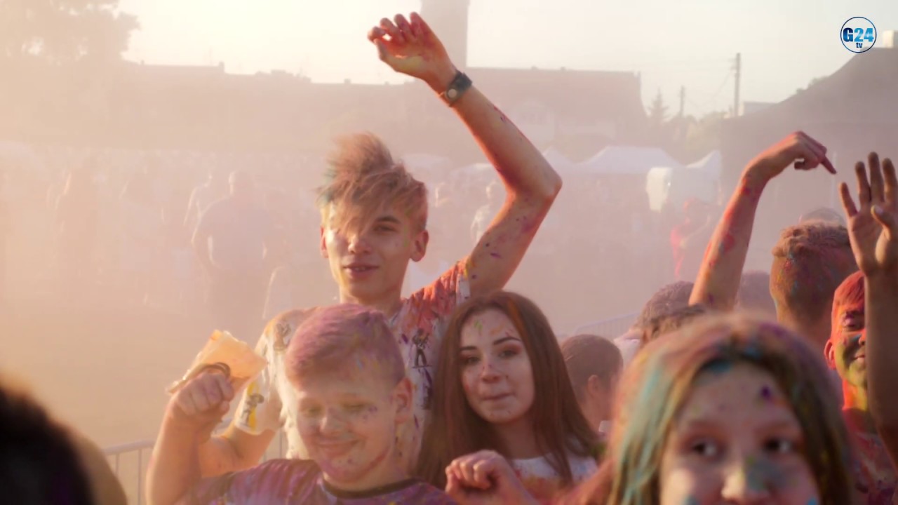 Holi Festival - klip z festiwalu kolor&oacute;w, Dni Gostynia 2019