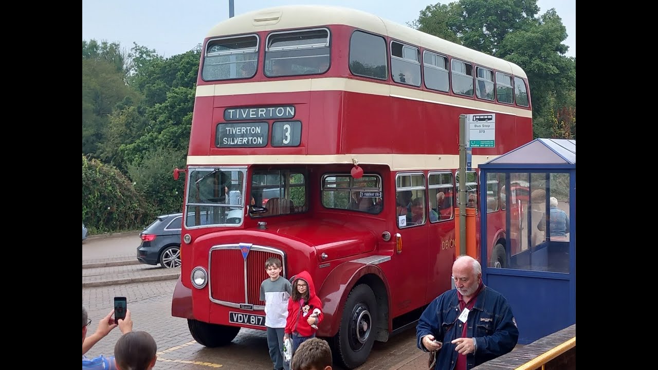 Bus Journey from Tiverton Parkway to Tiverton Bus Station on an old vintage bus!