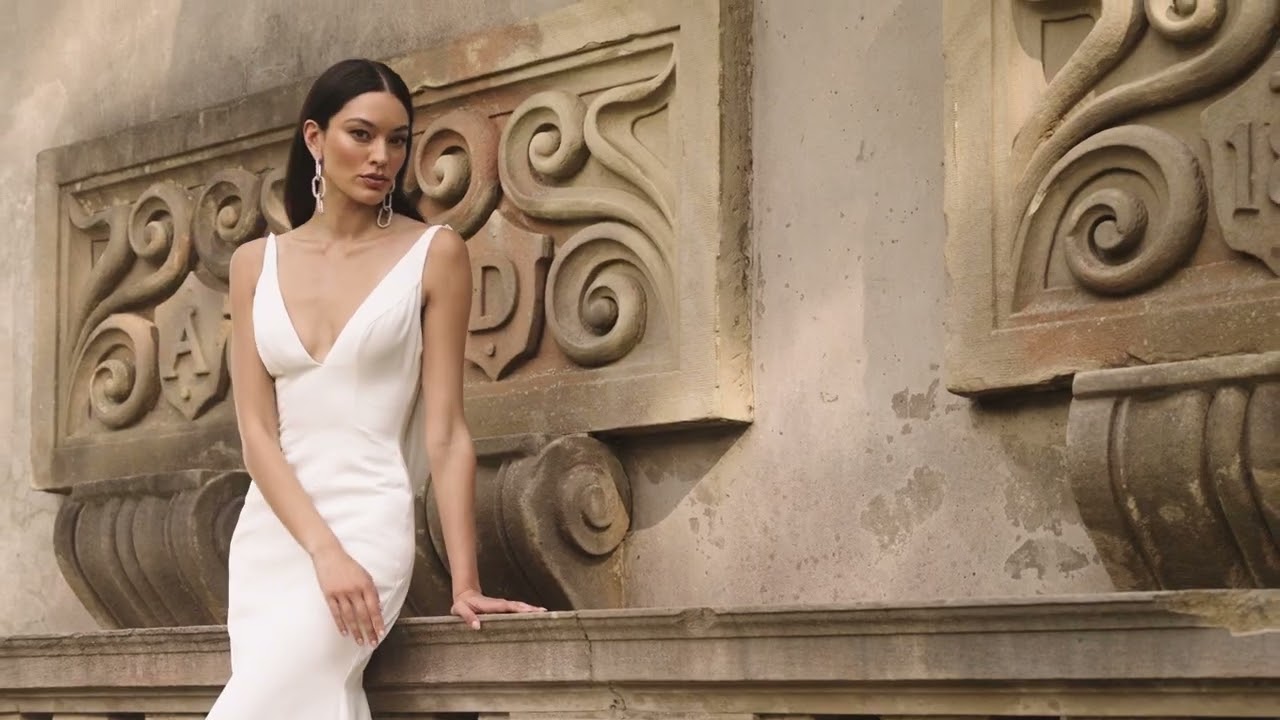 Paloma Blanca Style P5181 | Wedding Dress