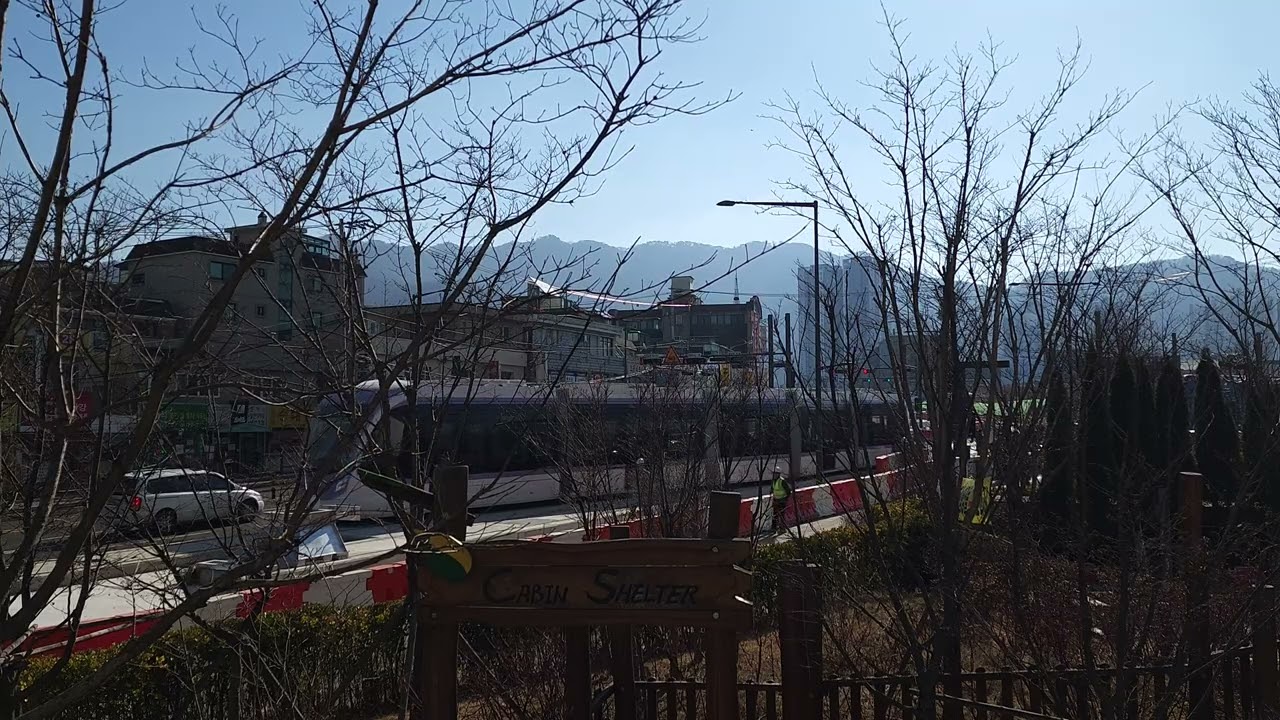 [4K 60fps 일부32배속] 20260219 100635 위례선 첫 본선 시운전 출고 장면
