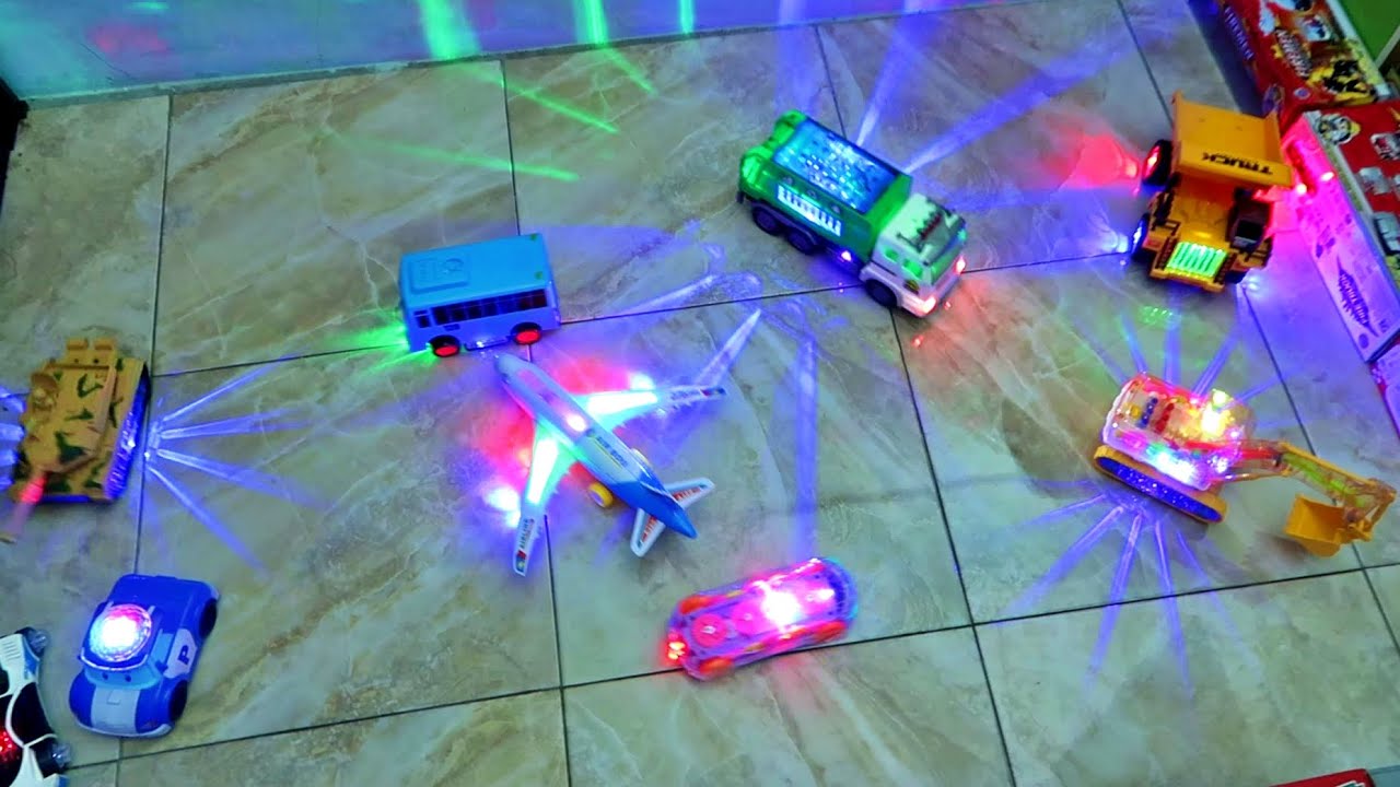 Main Mobil mobilan Malam Hari, Mobil Polisi Bus Tayo Robocar Poli Tank Perang Excavator Truk sampah