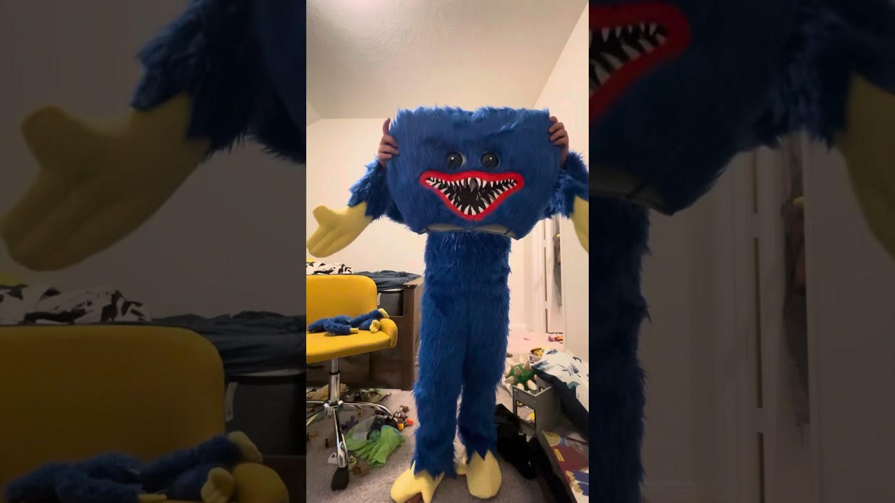 Huggy wuggy costume review ￼
