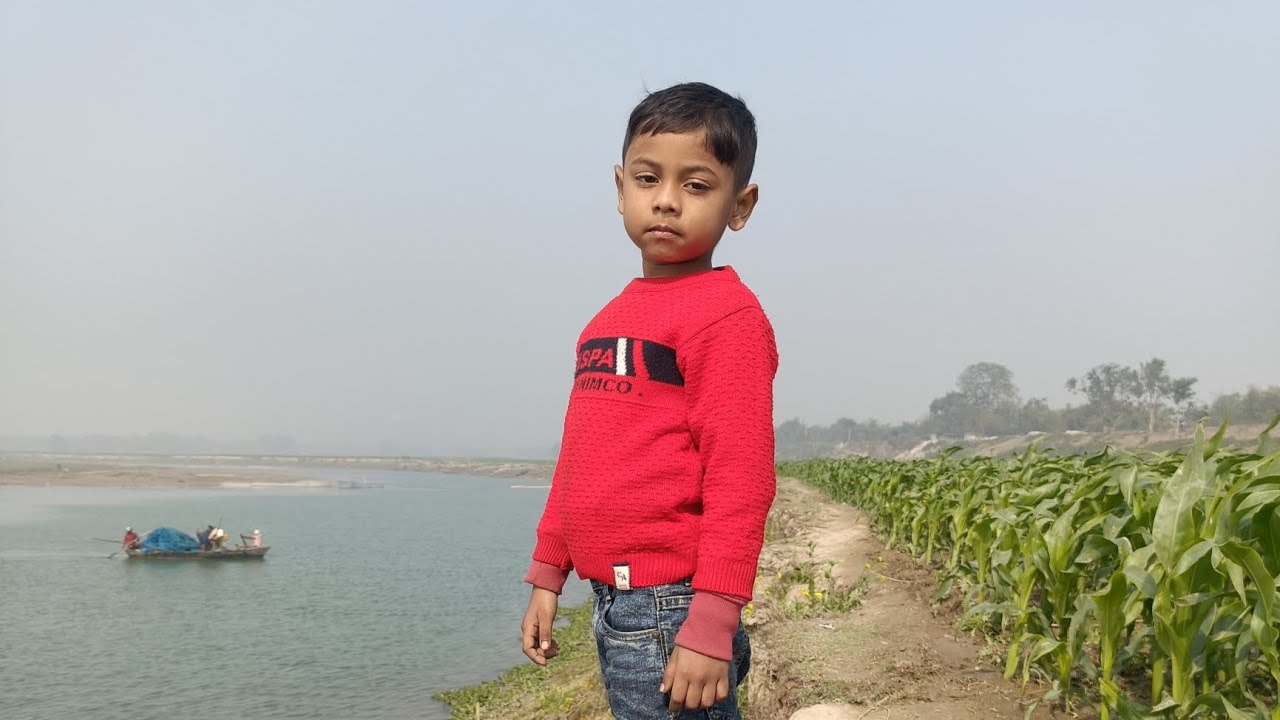 Hero of king of vibhu  ... RR hero1