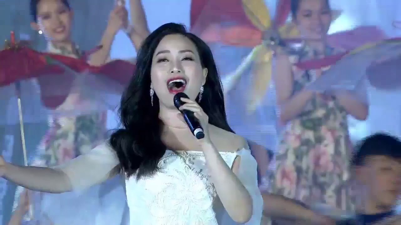 Bến Cảng Quê Hương Tôi I Huyền Trang