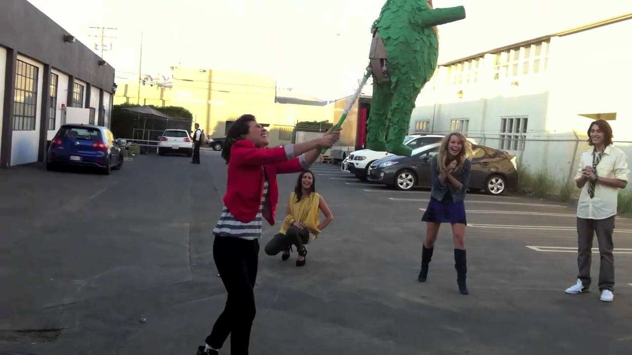 Life's a Partayy!