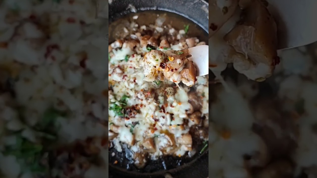 Cheese garlic mushrooms in just 15 minutes for your party👌 #cookwithpooja #mushroom #garlicmushroom