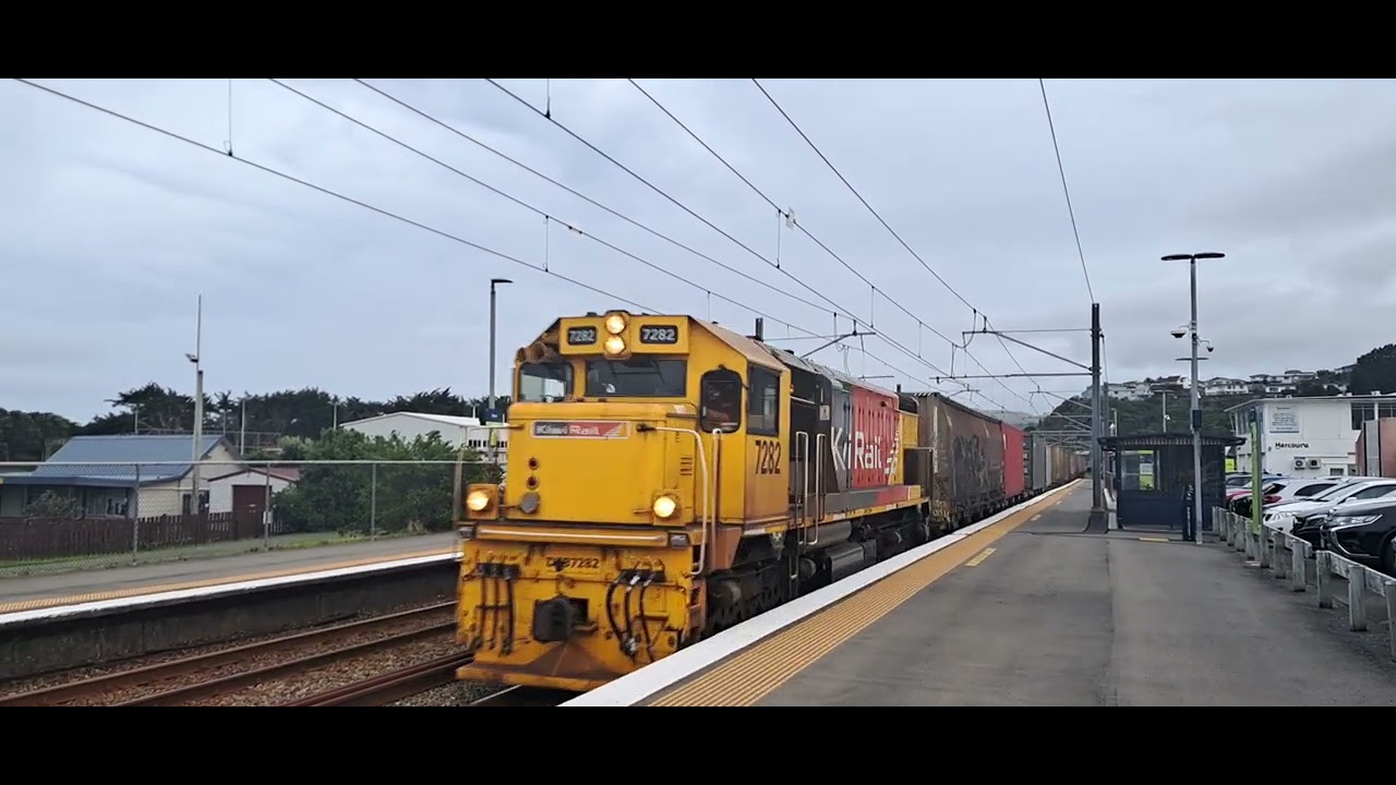 DFB7282 with Train 211M. 24.2.26