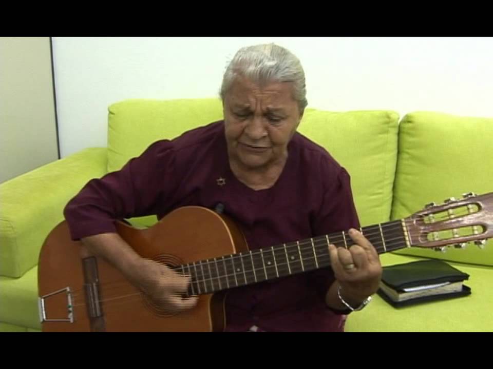 TESTEMUNHO DA CANTORA CREUZA DE OLIVEIRA