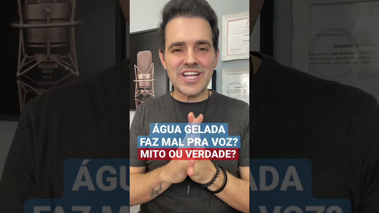 [MITO OU VERDADE] &Aacute;gua gelada faz mal pra voz do cantor? #Shorts