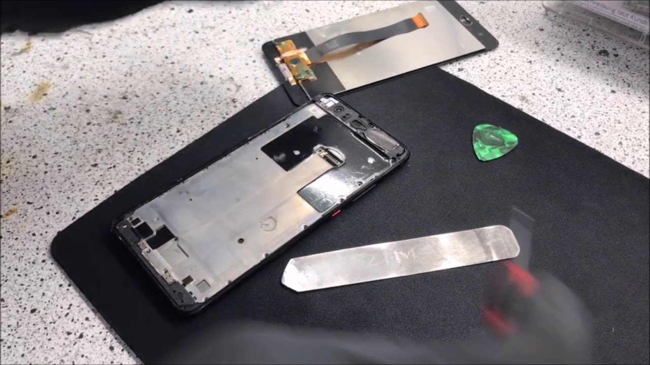 Huawei P10 Plus Tear Down by CLS Smartphone