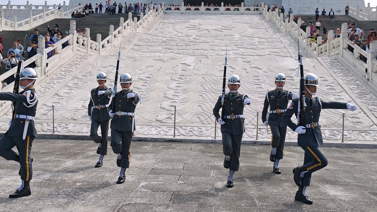 20260221中正紀念堂民主大道陸軍儀隊戶外操演(The Army Honor Guard's outdoor drill at the Chiang Kai-shek Memorial Hall)