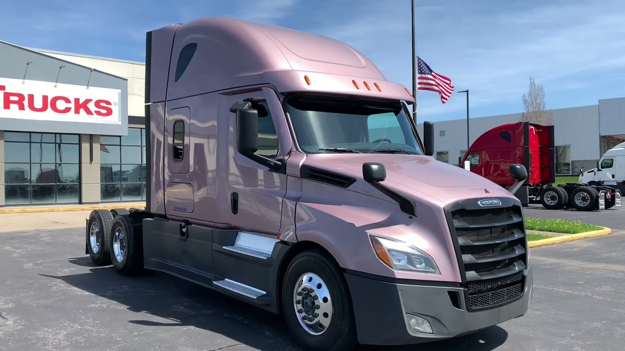 2021 Freightliner Cascadia 126 #5115 - Selectrucks of Cleveland