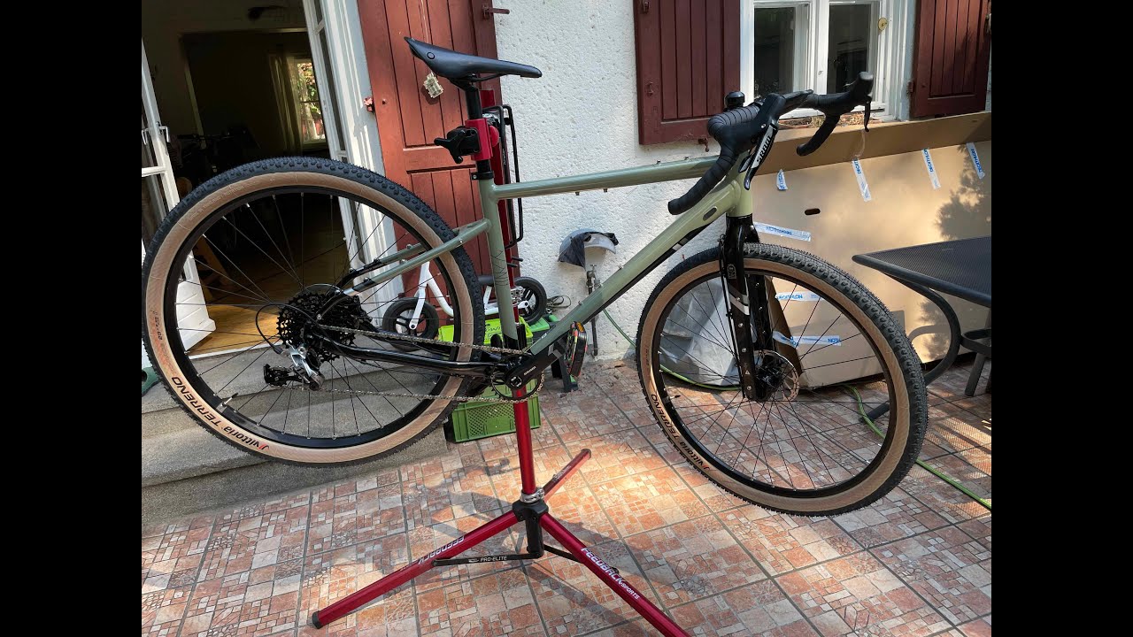NEW BIKE DAY | Riverside Touring 920 unboxing