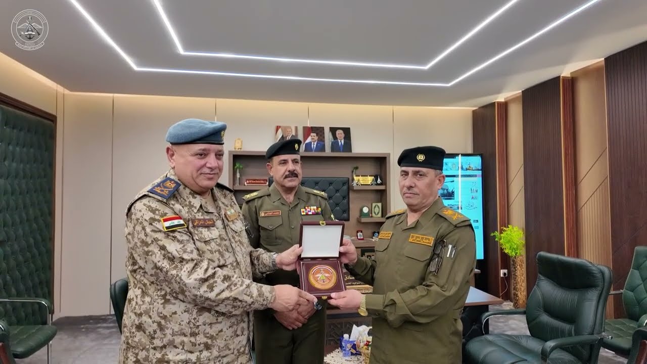 الفريق المركزي لتطبيق استراتيجية النزاهة يُجري زيارة ميدانية إلى مديرية الإعلام والتوجيه المعنوي