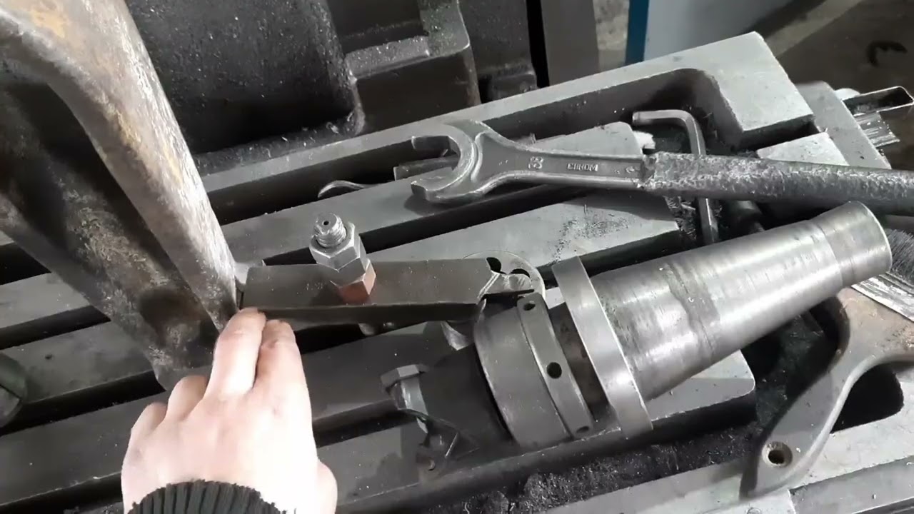 еще одна деталь мехпилы, ползун