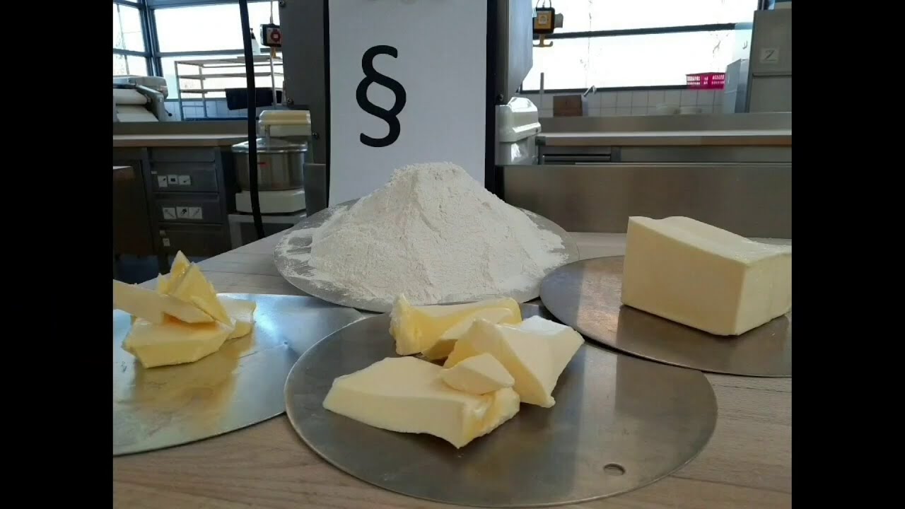 Hefefeinteig EINFÜHRUNG! Video aus der Schulbackstube!