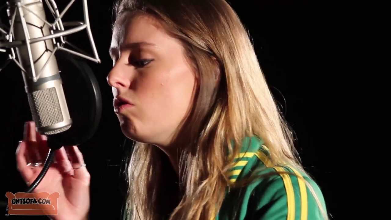 Georgia Buchanan - Little Thing They Call Love (Original) - Ont' Sofa Gibson Sessions
