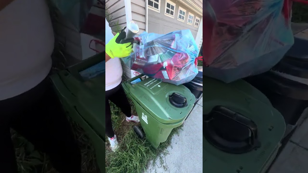 Dumpster diving with Sally shares Monday evening can run for empties, donations, scrap, etc 🇨🇦