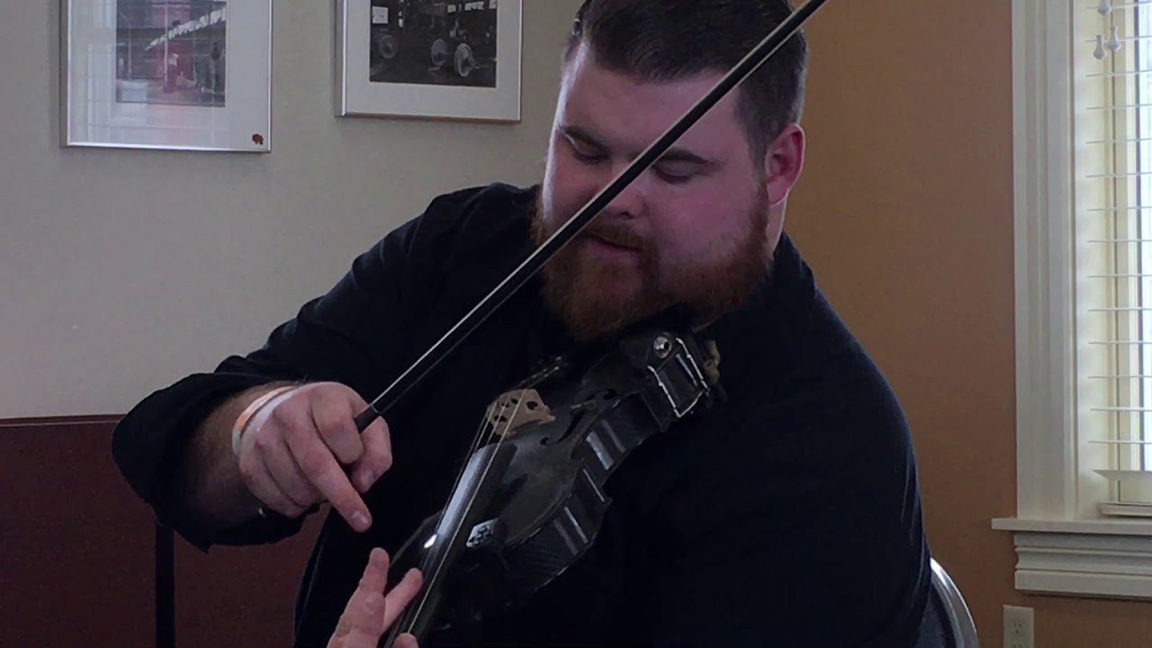 Tomas Callister demonstrates fiddle ornamentation Pt 1