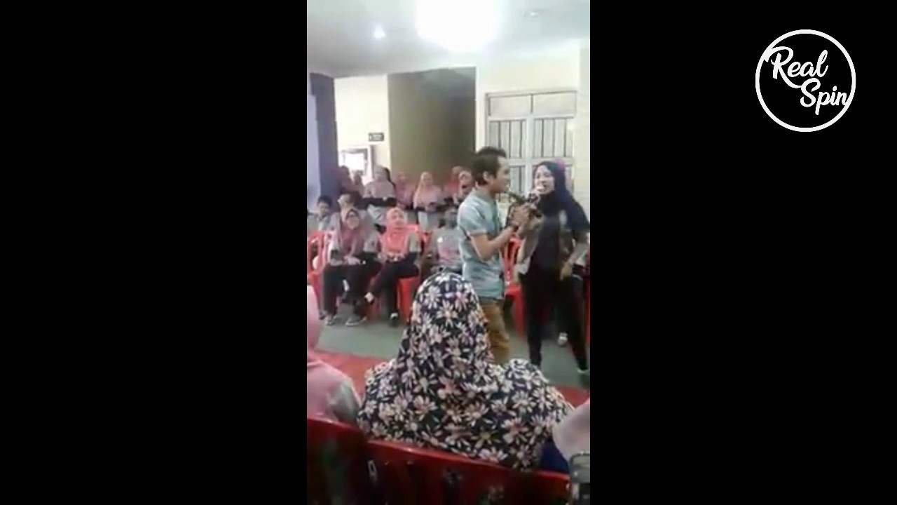 Khalisshari Real Spin (adik arwah Achik Spin) di Mini Show UPM Serdang (5/3/2017)
