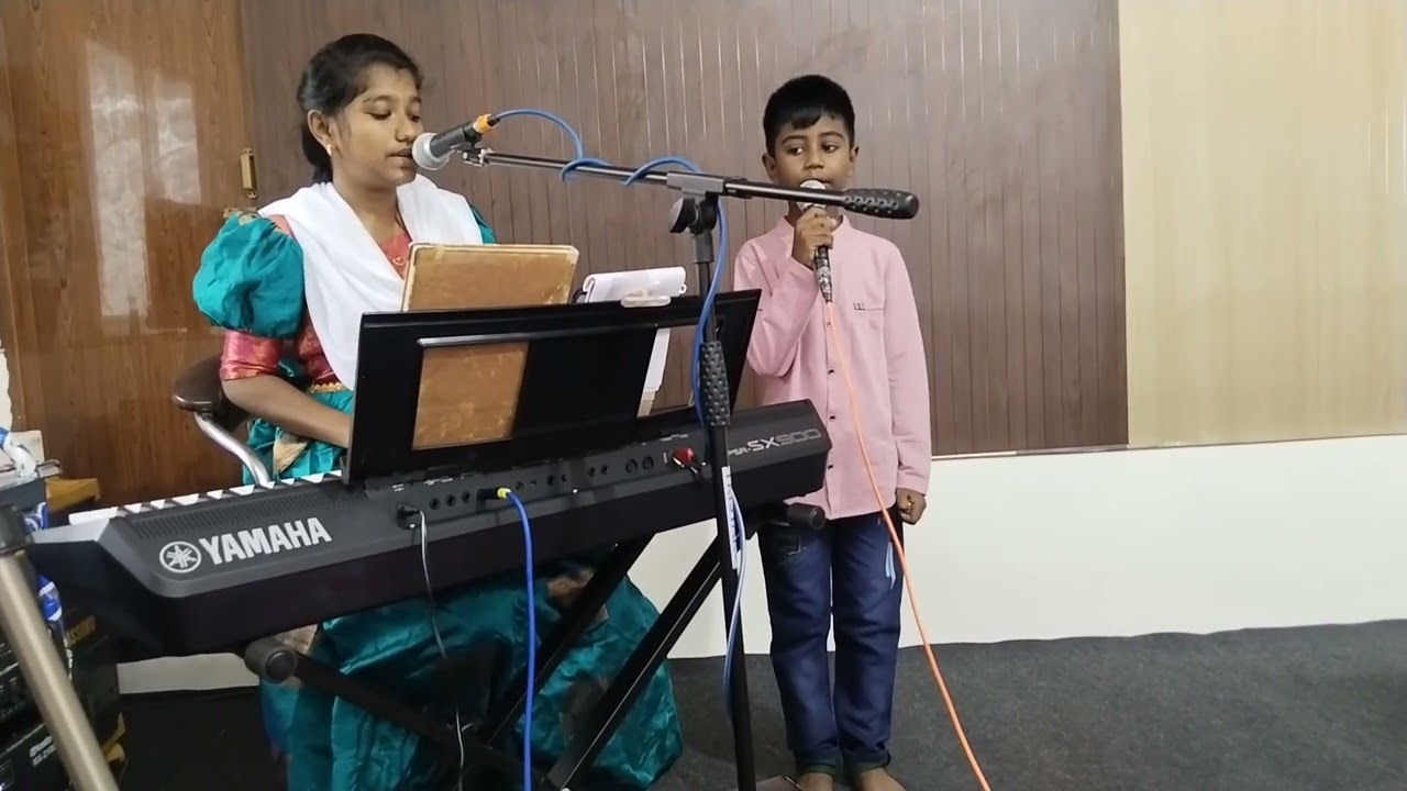 Ninaithu paarkiren 🙇🏻#song #cathrina #joshuva #keyboard #christianmusic #pastorjohnstephen 