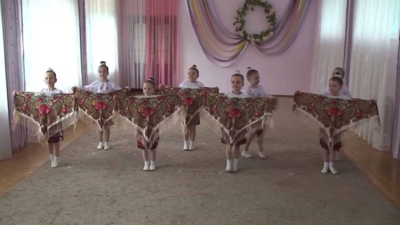 Танець з хустками»Моя хустка дивовижна» ЗДО 32 м. Луцьк