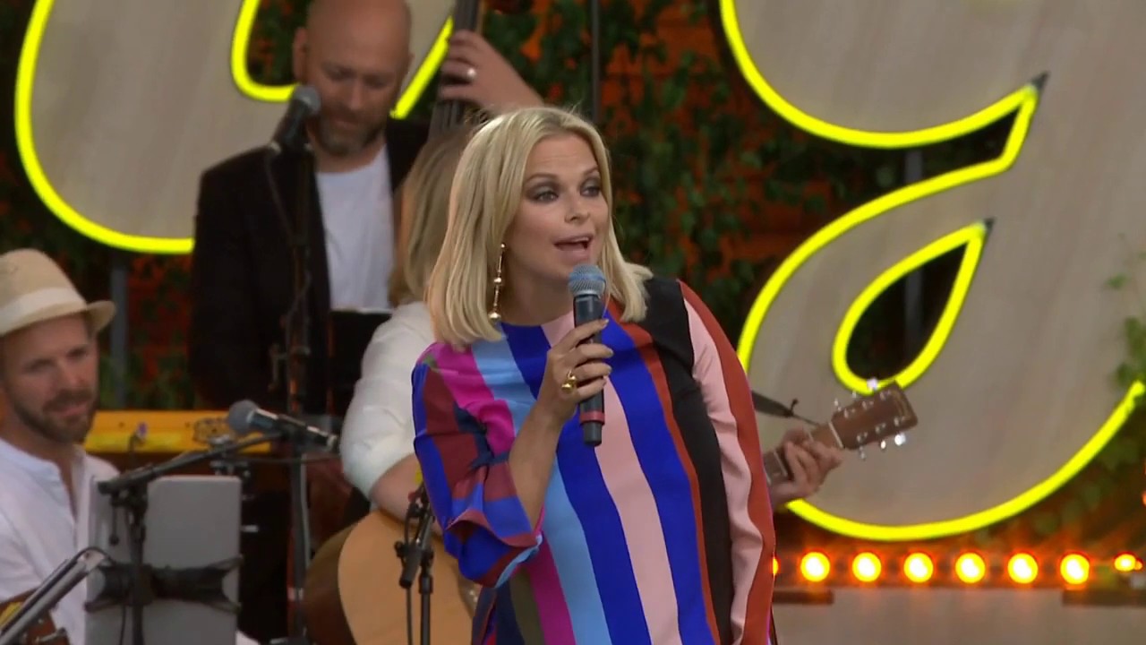 Sanna Nielsen, Petra Marklund, Måns Zelmerlöw & more - Sjung med (Allsång på Skansen 2018)