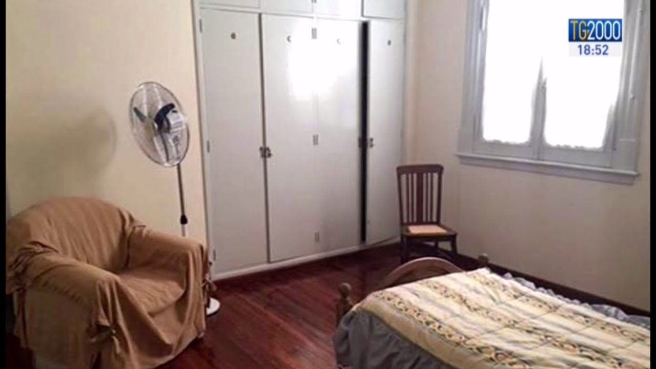 La stanza dove il card Bergoglio aveva scelto di vivere da 