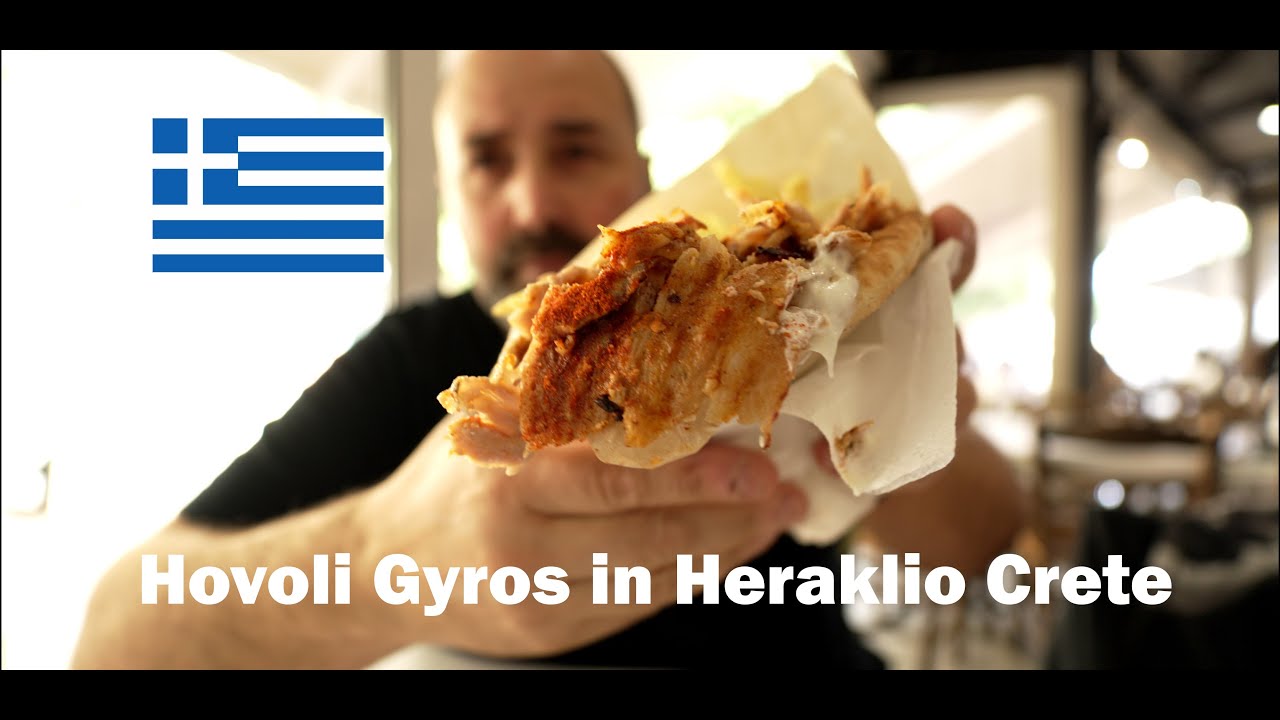 Gyros pita at Hovoli in Crete!!! (English subtitles)