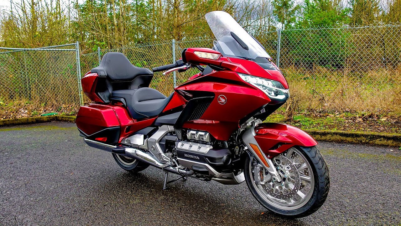 2018 Honda Gold Wing Tour!! • Assembly & 1st Ride..! | TheSmoaks Vlog_844