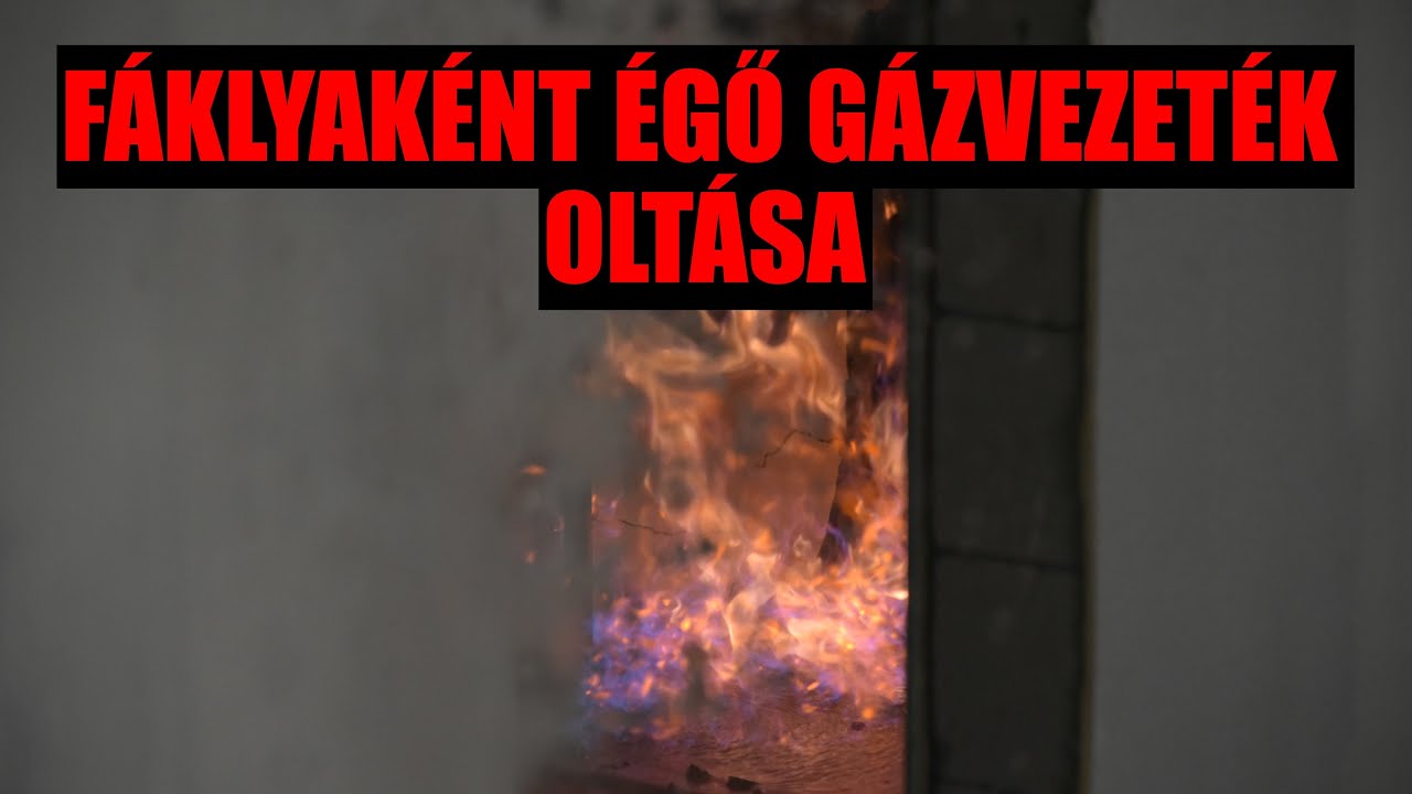 Fáklyaként égő gázvezeték oltása a Belvárosban | TŰZOLTÓK BEVETÉSEN