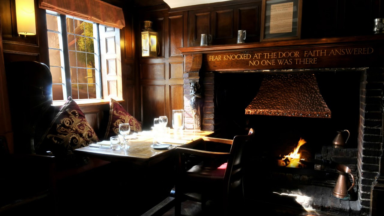 🍻 Pub ASMR -  A Lovely Gastropub in Berkshire - The Hind's Head