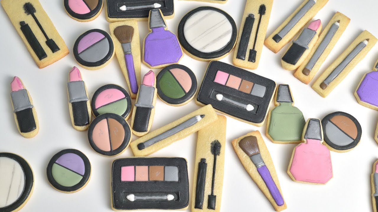 MAKEUP COOKIES by HANIELA'S