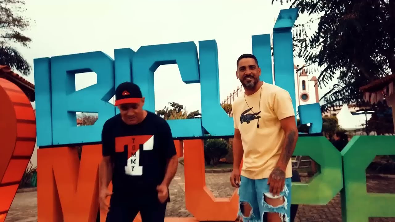 T&Aacute; NA HORA DO JAIR J&Aacute; IR EMBORA - CLIPE OFICIAL - Maderada