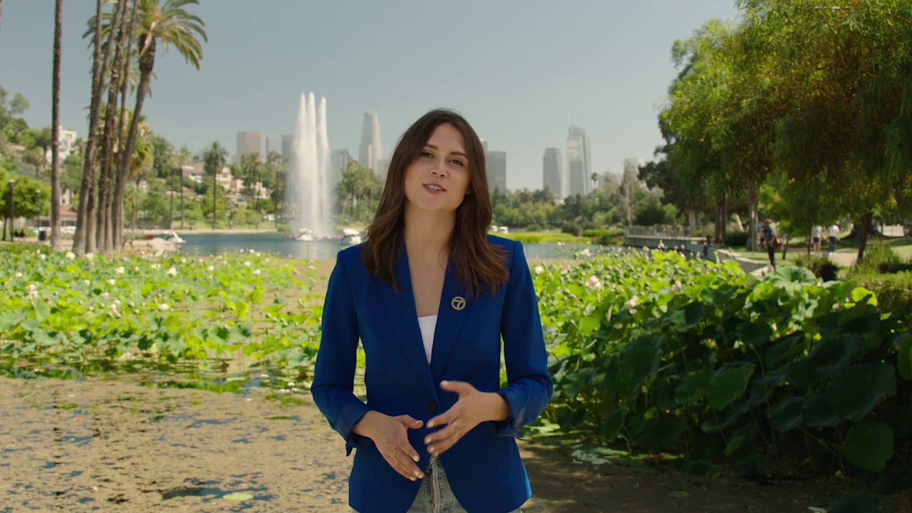 Meet Sophie Flay, community journalist for the Silver Lake area | ABC7