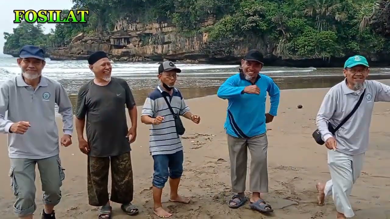 MENUJU KE PANTAI PELANG