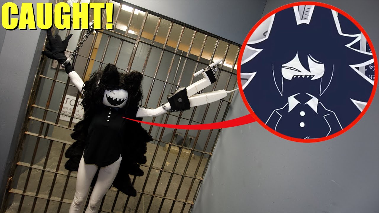 WE CAPTURED MISS CIRCLE IN REAL LIFE! (FUNDAMENTAL PAPER EDUCATION)