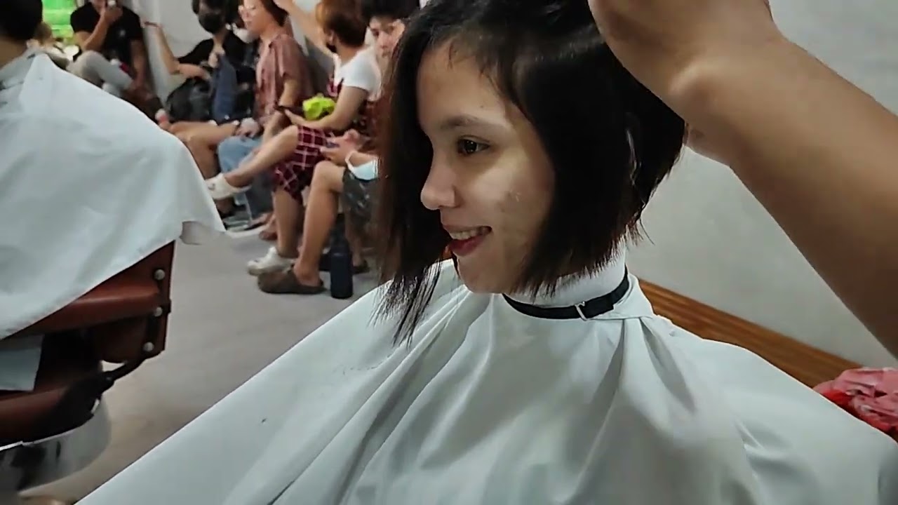 Ynah Bobcut