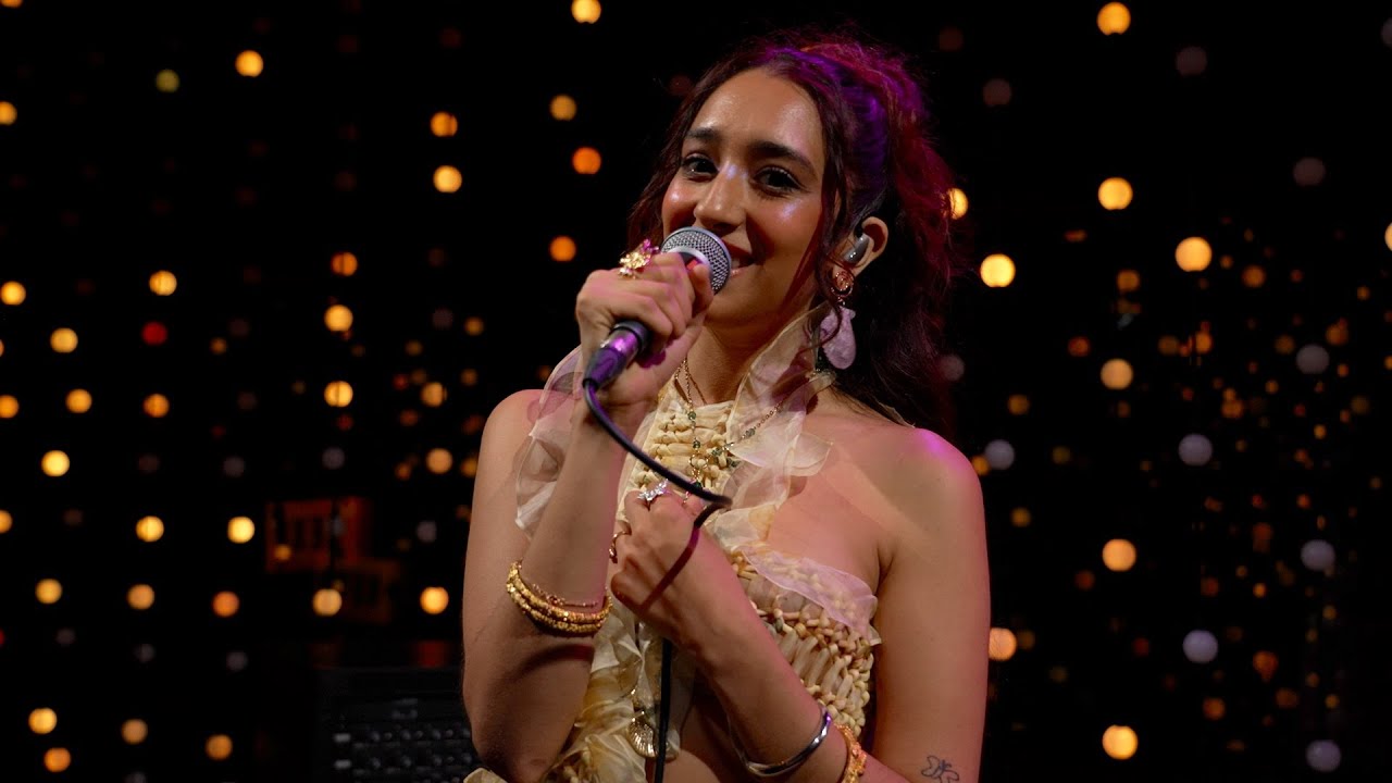 Raveena - If Only (Live on KEXP)