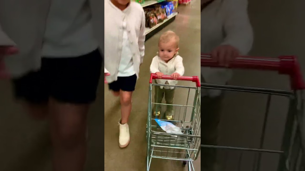 Picky BABY goes food shopping #funnybabyvideos #funniesthomevideos #happyfamily