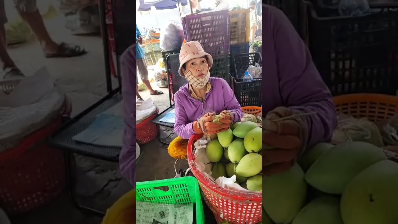 Quốc Thịnh Vlog đang phát trực tiếp!