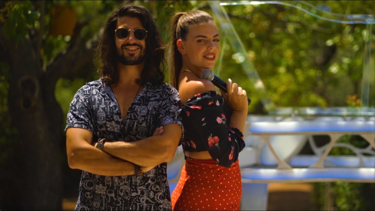 ''Στους πέντε άνεμους'' - Κωνσταντίνα & Στέφανος Κορκολής  Cover by Smooth Mood Project